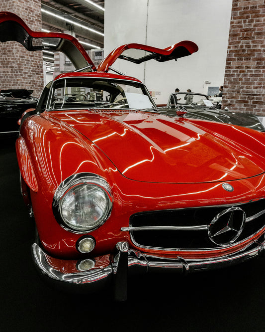 Mercedes-Benz 300 SL Gullwing | Voiture de sport vintage rouge