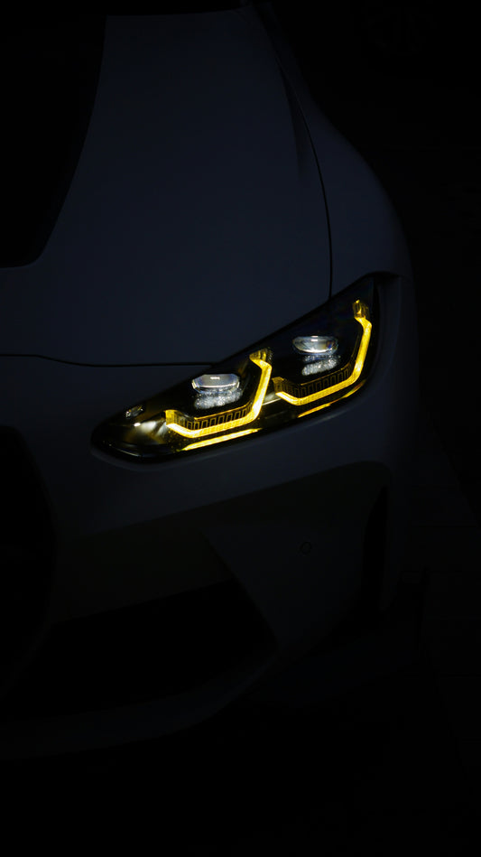 مصابيح أمامية LED للسيارات مع إضاءة نهارية صفراء | إضاءة سيارات عالية الأداء