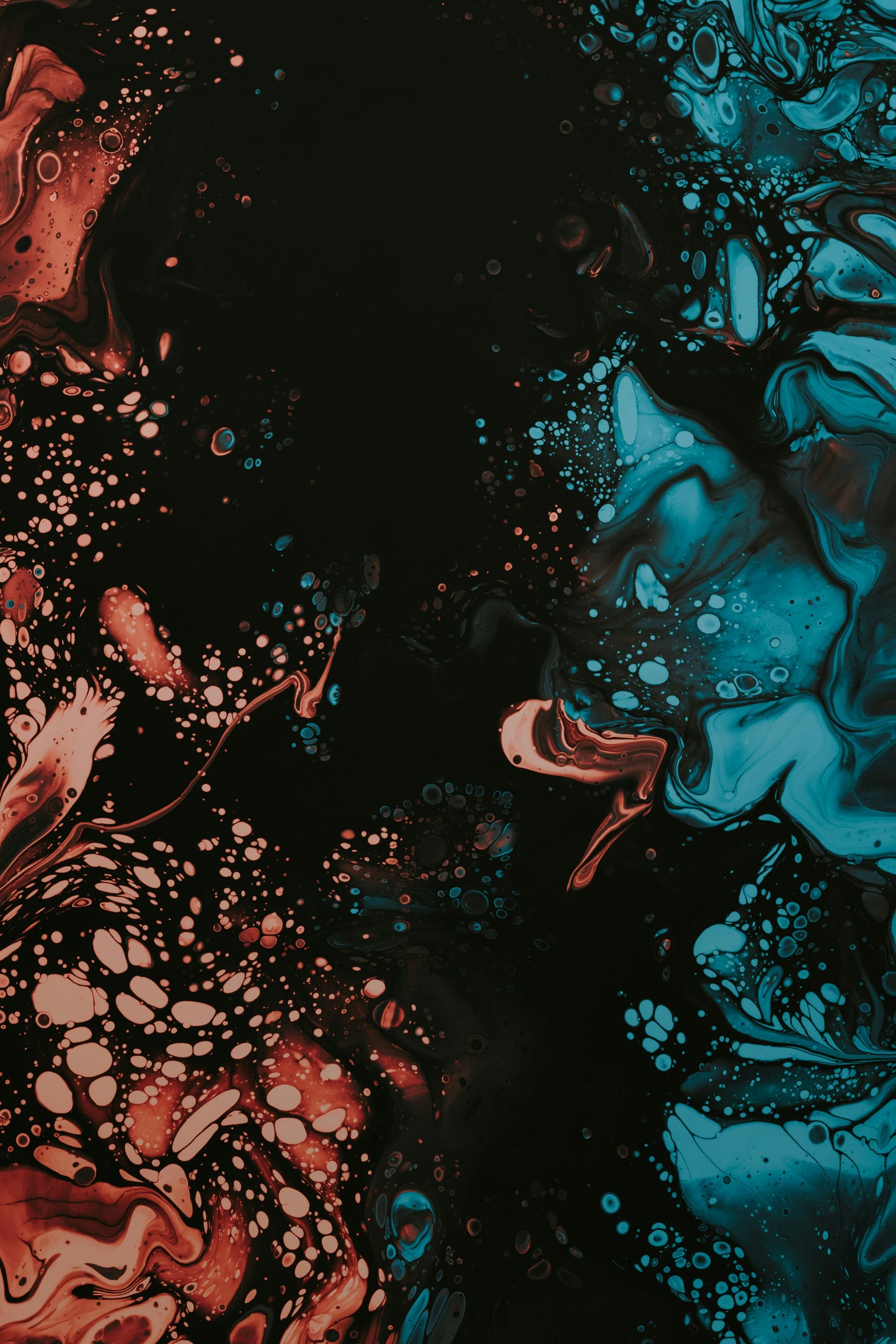 Dualité vibrante : Impression d'art fluide abstrait | Harmonie rouge et bleu