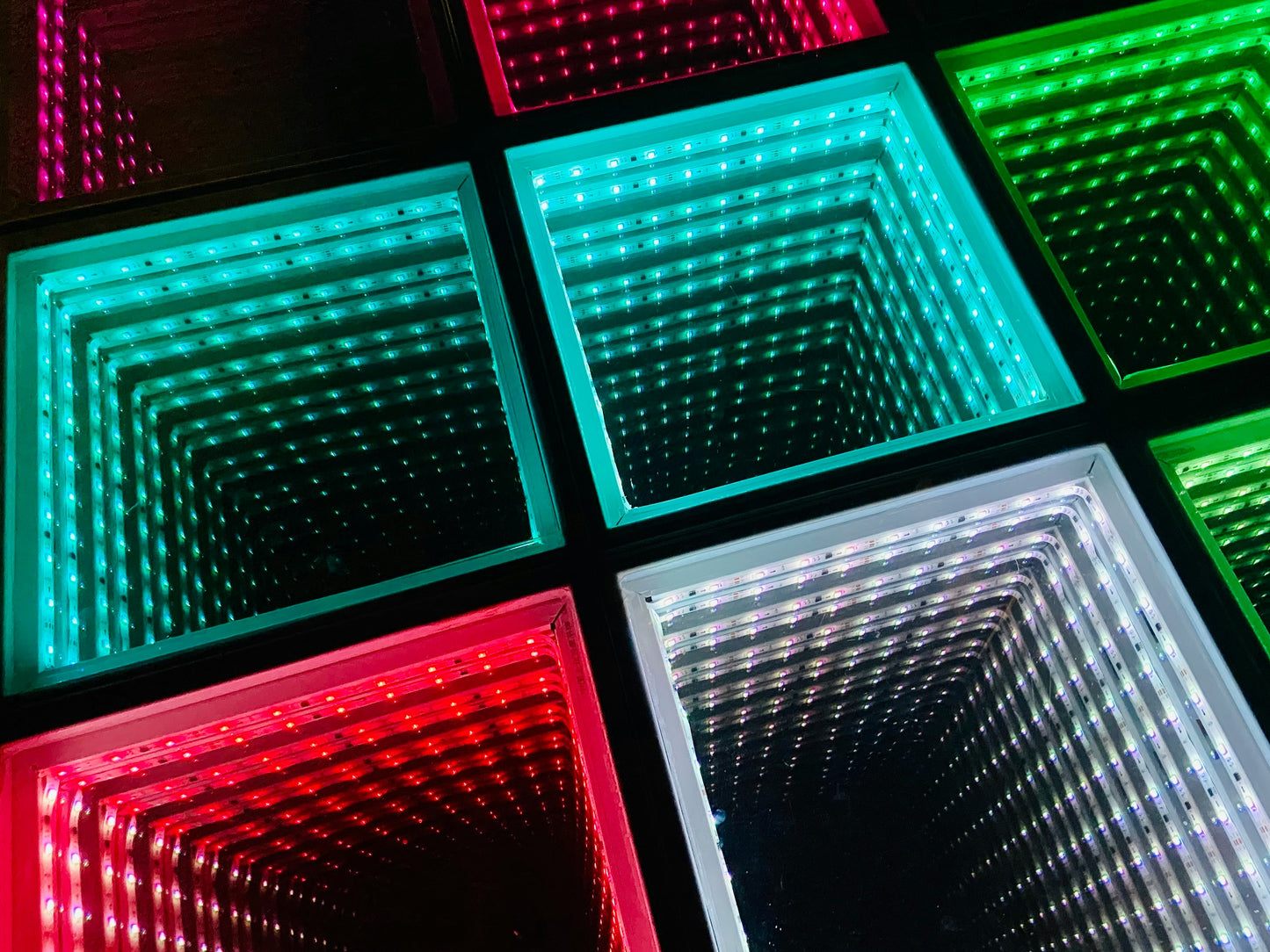 ILLuminated square